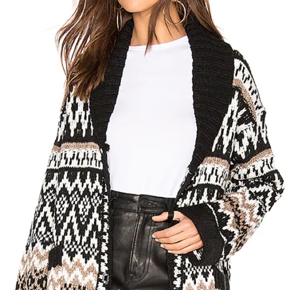 John + Jenn Black and White Geometric Oversized Cardigan